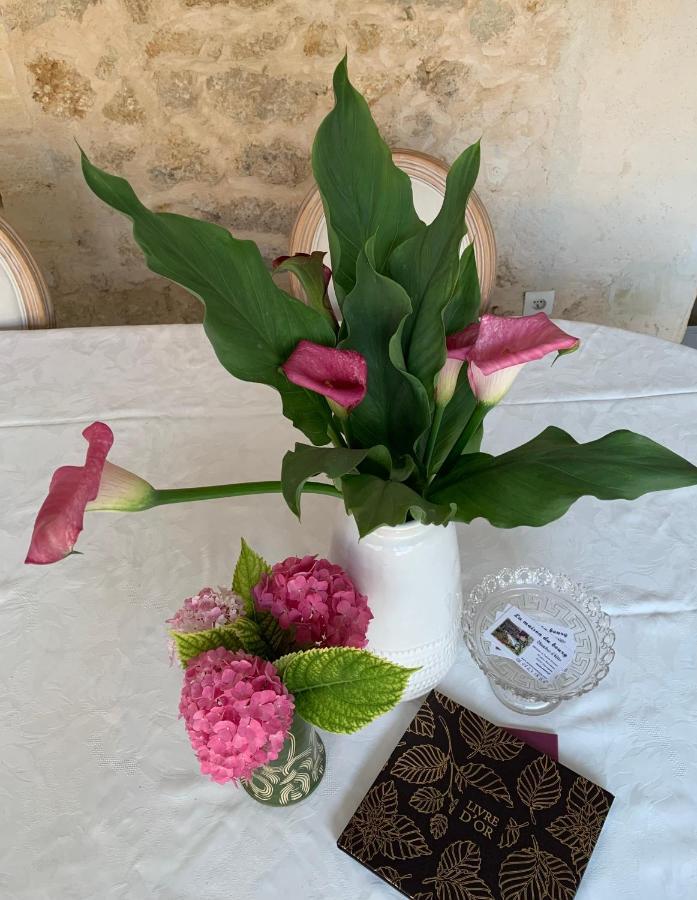La Maison Du Bourg B&B Puisseguin ภายนอก รูปภาพ
